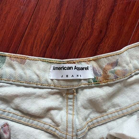 American apparently high waisted denim floral short - Picture 3 of 4